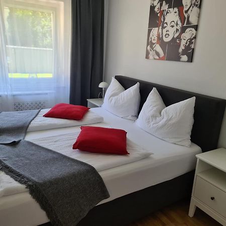 Wohnung See- Und Bergnaehe 格蒙登 外观 照片