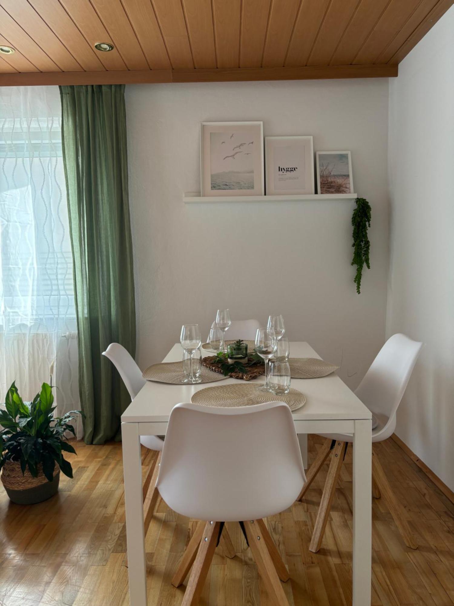 Wohnung See- Und Bergnaehe 格蒙登 客房 照片