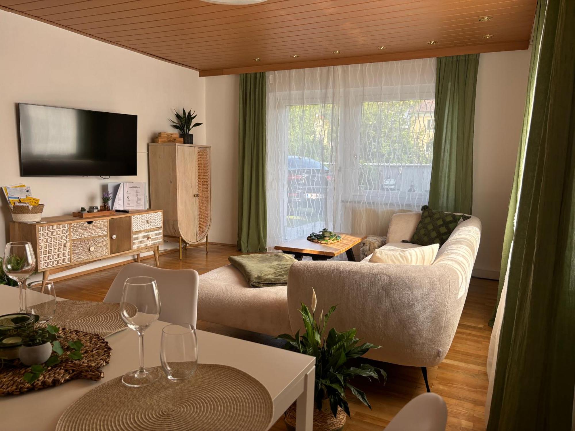 Wohnung See- Und Bergnaehe 格蒙登 客房 照片
